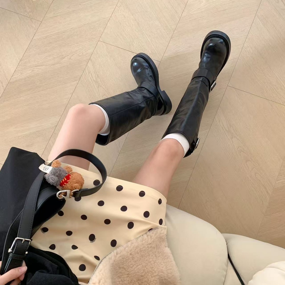 女性ベルトバックル装飾ロングブーツワイドレッグですが膝上では - Leather Classic Strap のレビューと価格